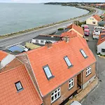 Spacious House With Sea Views From רונה