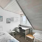 别墅 Spacious House With Sea Views From