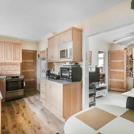 别墅 Spacious House With Sea Views From *